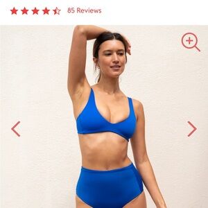 NWOT Left on Friday Plunge Top size S